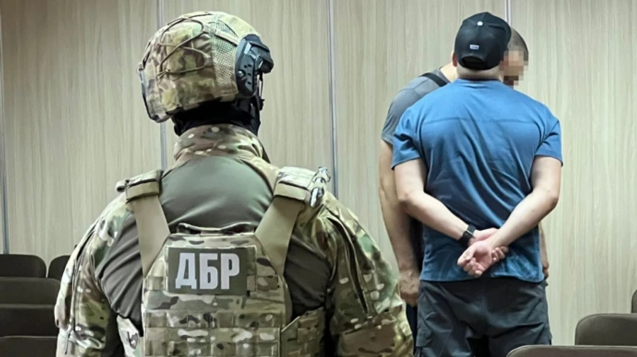 Ділки в погонах поліції намагались підзаробити на колабораціонізмі: вимагали $100 тисяч