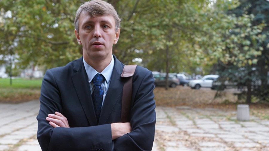 Lawyer defending Ukrainian prisoners of war detained in Crimea