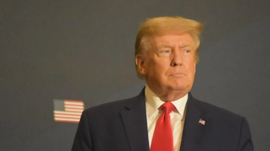 Україні, можливо, доведеться віддати частину території, щоб зупинити війну – Трамп