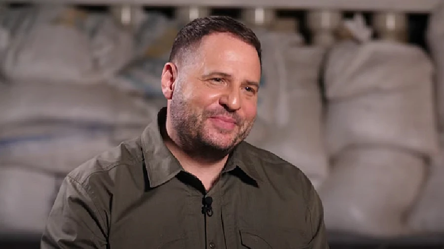 Надія і позитив: Єрмак пояснив, для чого бентежить українців ребусами