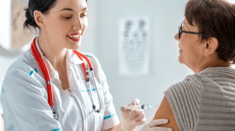 У Штатах вакцинували 80% літніх людей