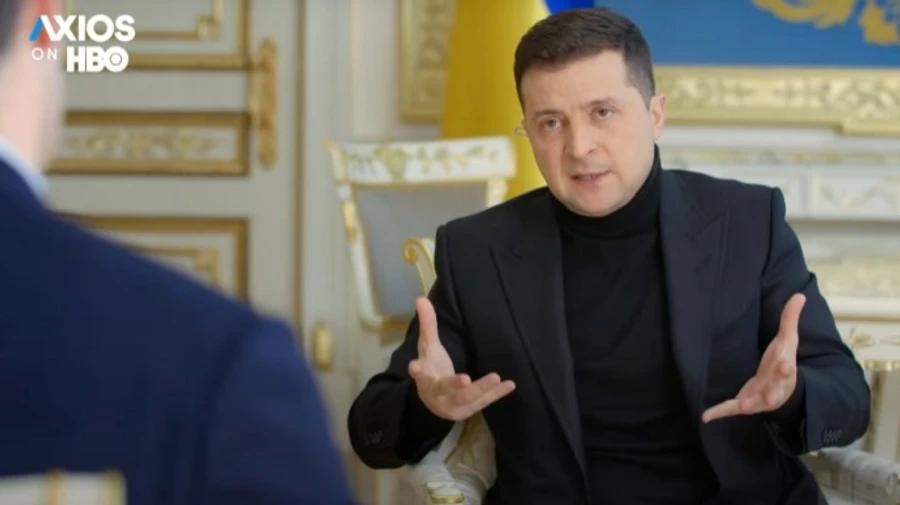 Зеленський розповів, що його найбільше непокоїть у плівках Порошенка-Байдена