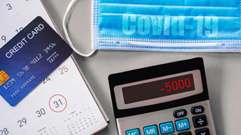 Отложите 20 000 на COVID-19: почему украинцы тратят бешеные деньги на лечение коронавируса