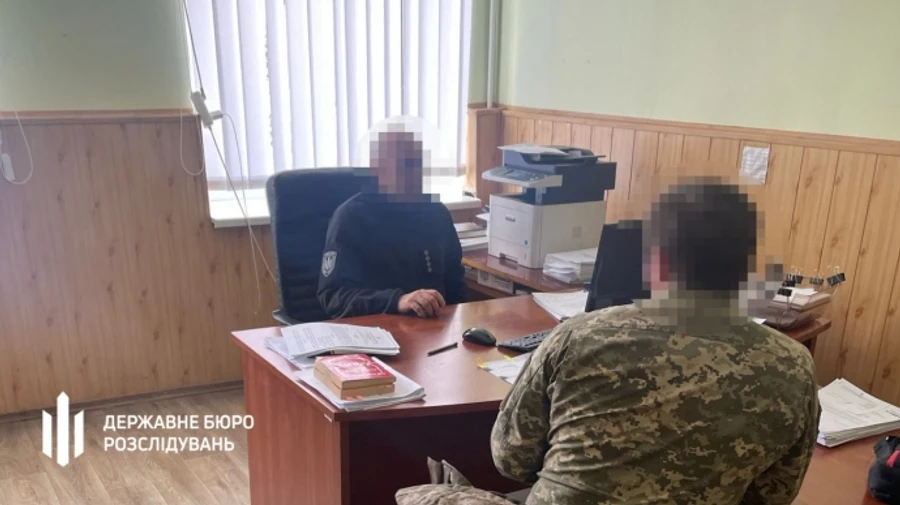 ДБР: Командир оформив 7 млн грн доплат підлеглим за бойові дії, яких не було
