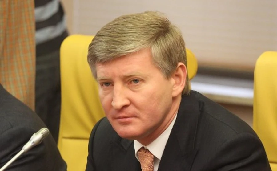 Рінат просив дозволу поїхати в окупований Донецьк у помічника Путіна – JIT