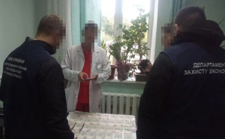 В Інституті раку відхрестилися від 20% відкатів, про які заявила поліція