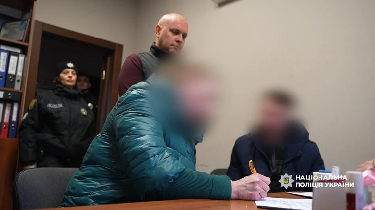 Незаконно вивозили дітей для усиновлення іноземцями: на Одещині викрили злочинну групу