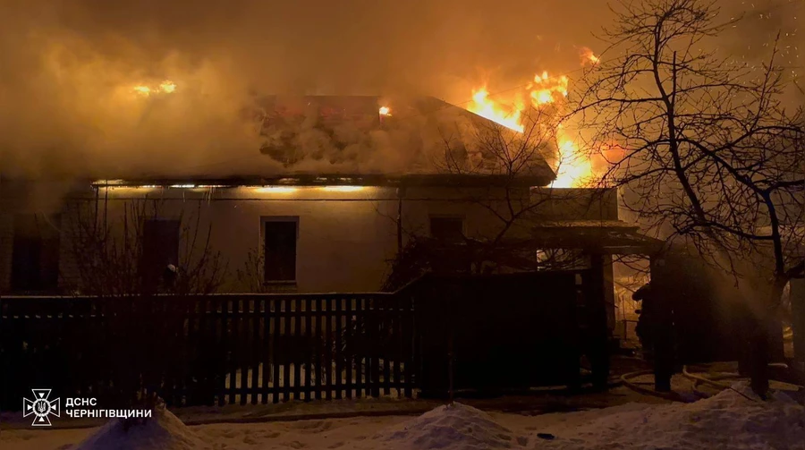 Fires break out in Chernihiv and oblast due to Russian attack