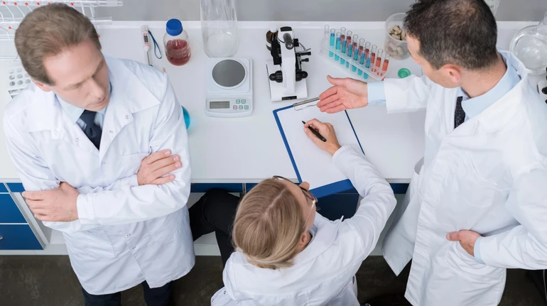 Зростуть на 50%: у МОН розповіли про плани щодо підвищення зарплат науковців у 2026 році