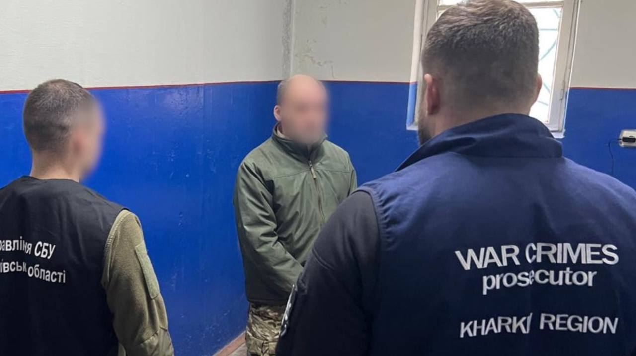Взяв жительку Куп’янська в заручниці та погрожував убити: окупанта засудили до 10 років