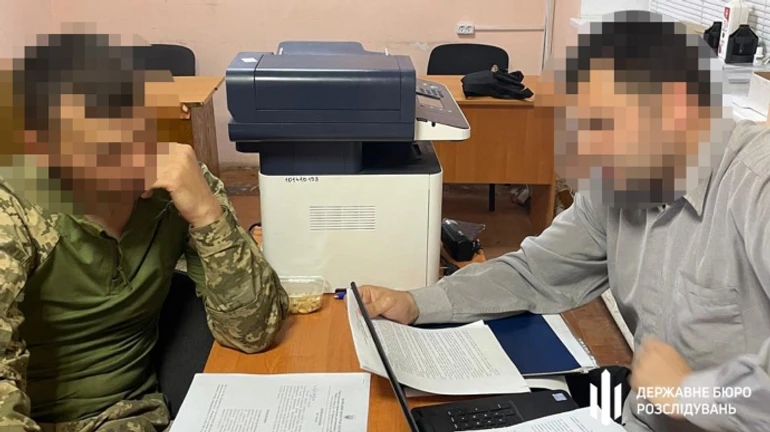 Бив і принижував курсантів: офіцеру Національної академії сухопутних військ оголосили підозру