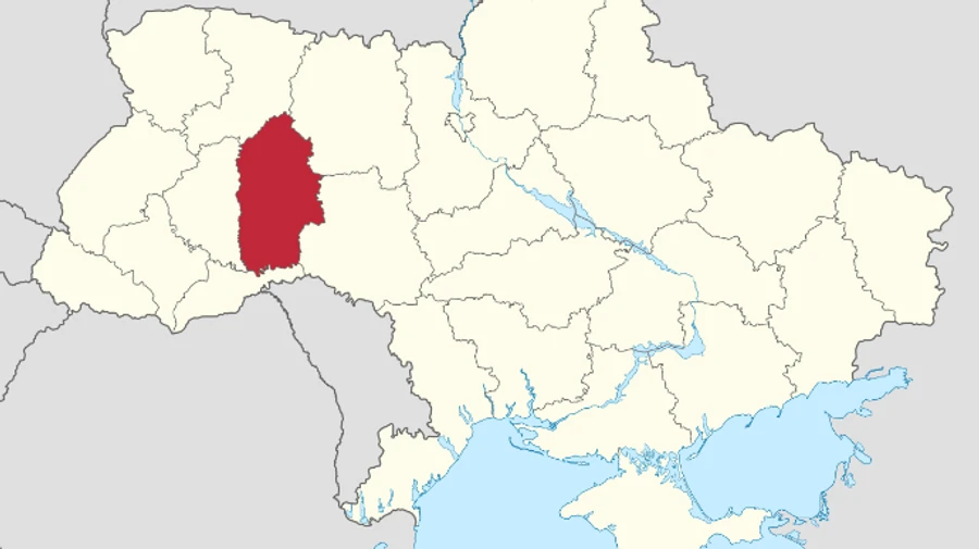 Explosions rock Khmelnytskyi Oblast
