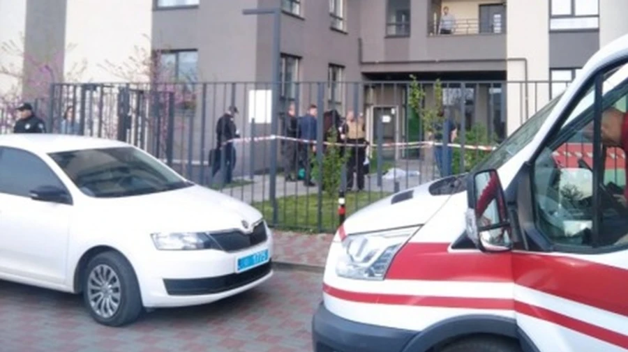 У Львові хлопець та дівчина загинули внаслідок падіння з 16-го поверху