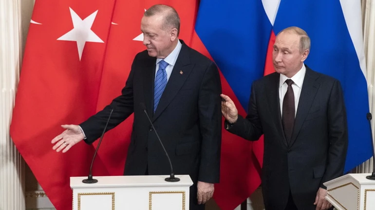 Як у Туреччині будують русский мир та чим це загрожує партнеру України