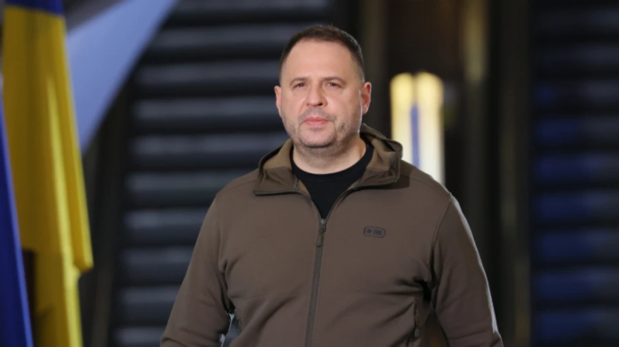 Єрмак закликав світ дати зброю і каже, що нафтове ембарго від Франції - питання тижнів