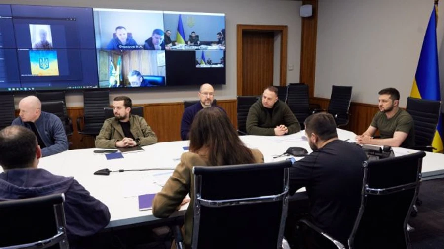 На месяц войны Украина тратит 10 миллиардов долларов – совещание у Зеленского