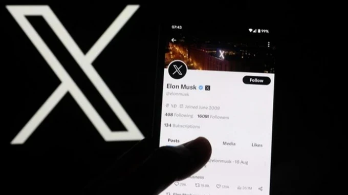 Маск заявив, що продав соцмережу Х своєму стартапу з розробки штучного інтелекту