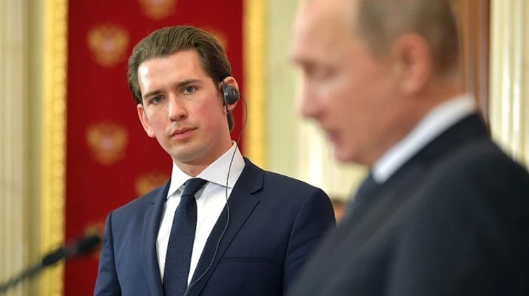 Канцлер Австрії готовий щепитися Спутником V і виробляти вакцину з РФ