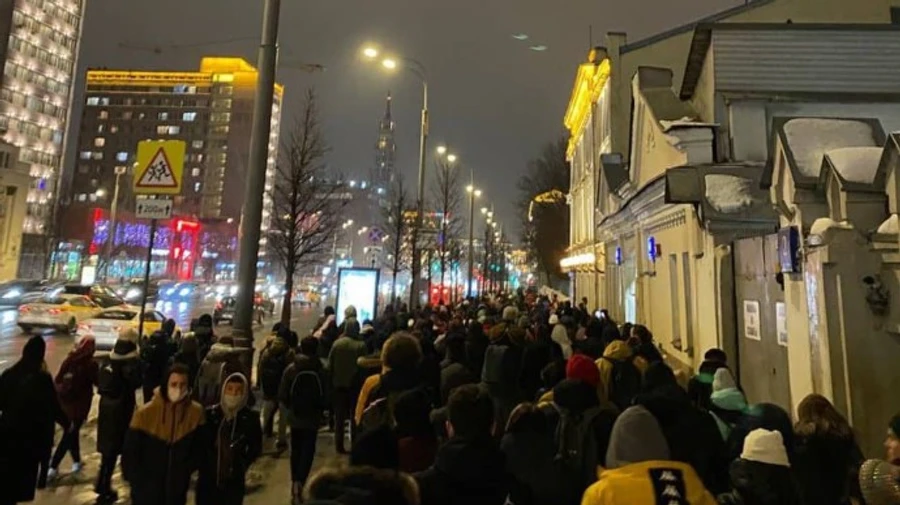 Роскомнадзор потребовал от СМИ удалить материал о подготовке титушек