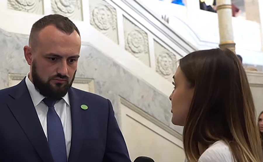 Новоизбранные слуги народа не знают, что такое САП