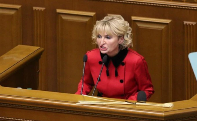 Суд визнав незаконними виступи представника Порошенка в Раді, винний Парубій