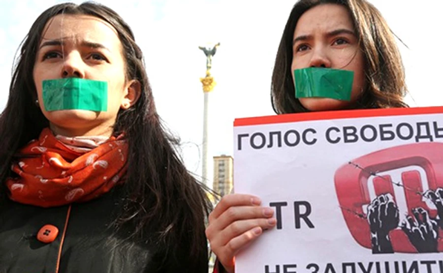 Два крымскотатарских канала могут прекратить вещать на Крым