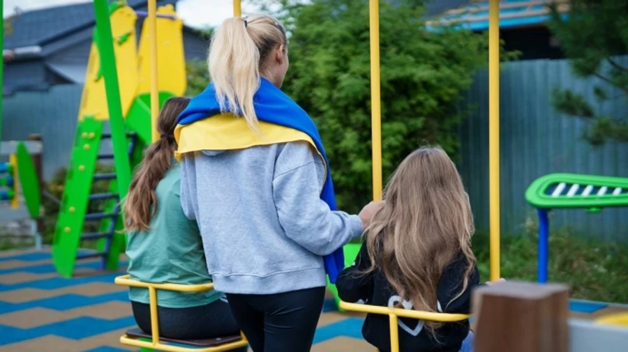 Ukraine brings back large group of children from Russian occupation