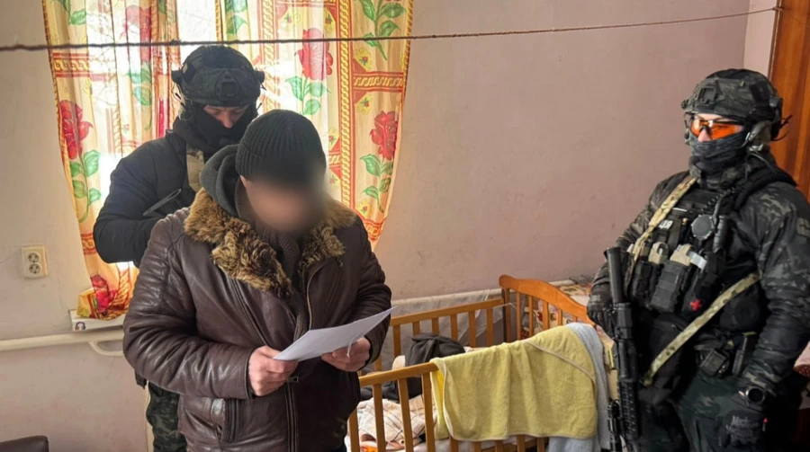 На Київщині затримали торговців зброєю, які встигли збути 90 бойових гранат