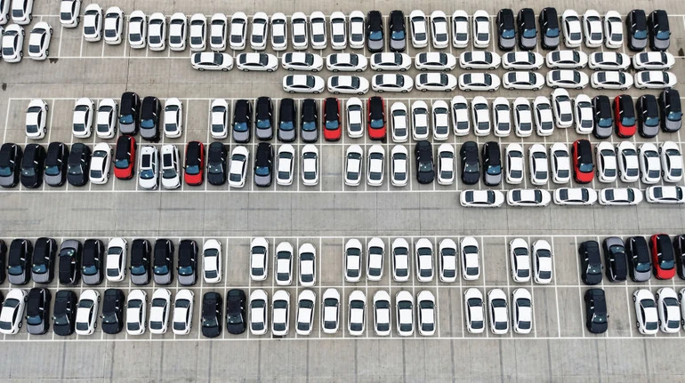 Стрімкий перехід від дизеля до електрокарів: які авто обирають українці залежно від типу пального