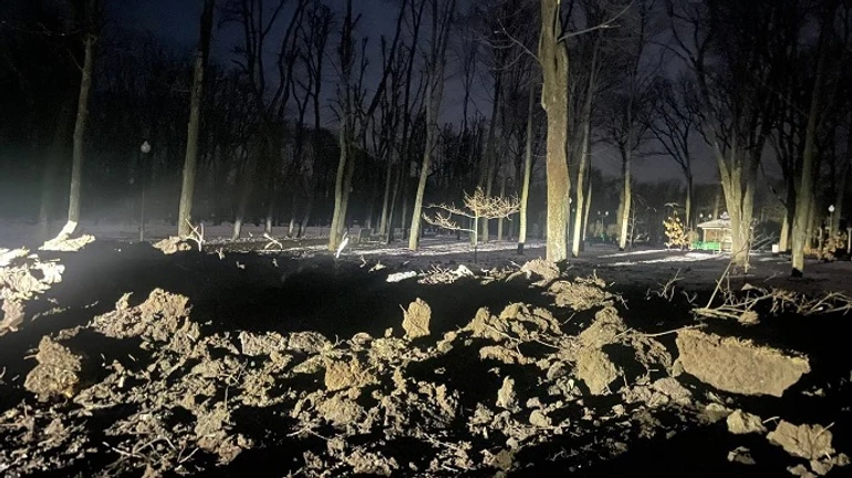 Russians hit Kharkiv's Central Park
