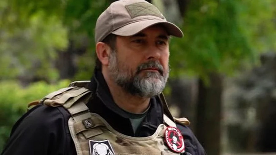 There are many Russians in Luhansk Oblast, inundating Ukrainian positions with bodies