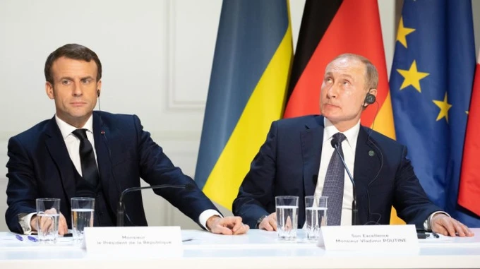 Макрон и Путин обсудили ситуацию на ЗАЭС