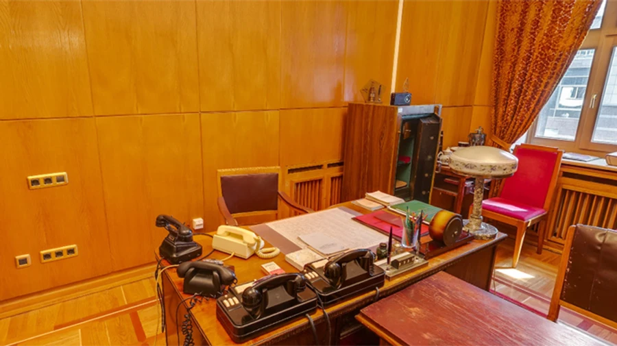 Музей истории правительств теперь можно посетить в Google Maps: качество 11K