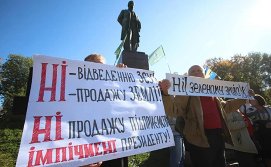 Націоналісти пішли маршем слави УПА, виступають проти Штайнмаєра 