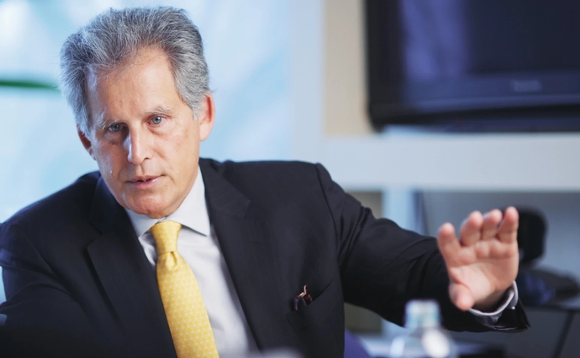 David Lipton, IMF: Ukraine risks reversing