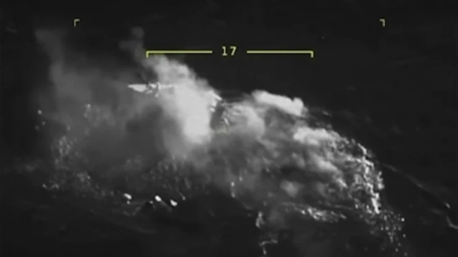 Ukrainian Navy destroys Russian landing boat in Kherson Oblast – video