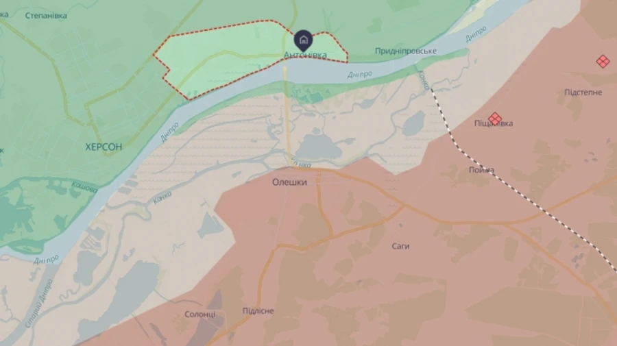 Russians strike suburb of Kherson, man injured