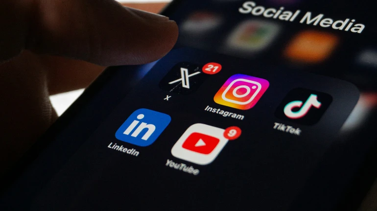 Батьки судяться з Meta, TikTok та YouTube через психологічну шкоду дітям