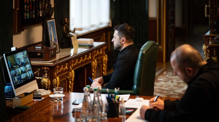 Зеленский собрал военное командование и местные власти после мощной атаки РФ