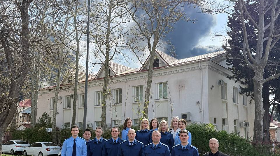 Strike in Ukraine: Russian Drones Target Odesa Port, Resulting in Worker Death