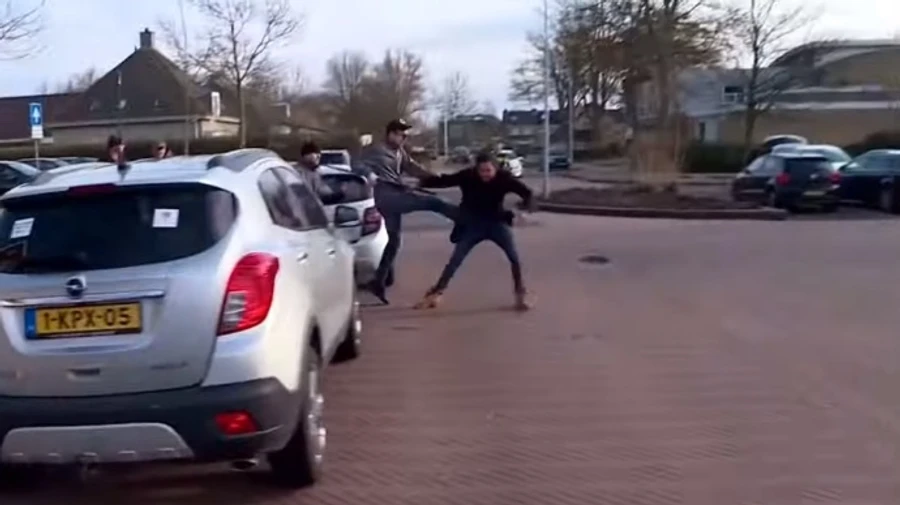 Нидерланды: прихожане церквей, нарушивших карантин, напали на журналистов