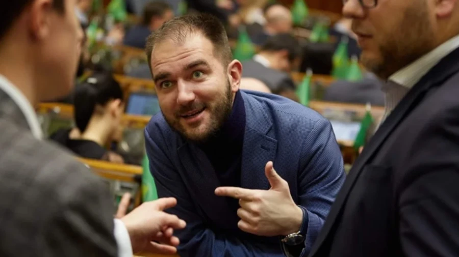 Юрченка виключили з фракції, йому вручили підозру і просять 6,5 млн застави