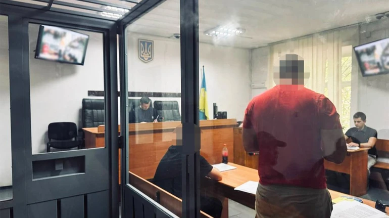 Суд відправив під варту на 60 днів двох військових полку Скеля, яких підозрюють у побитті побратимів