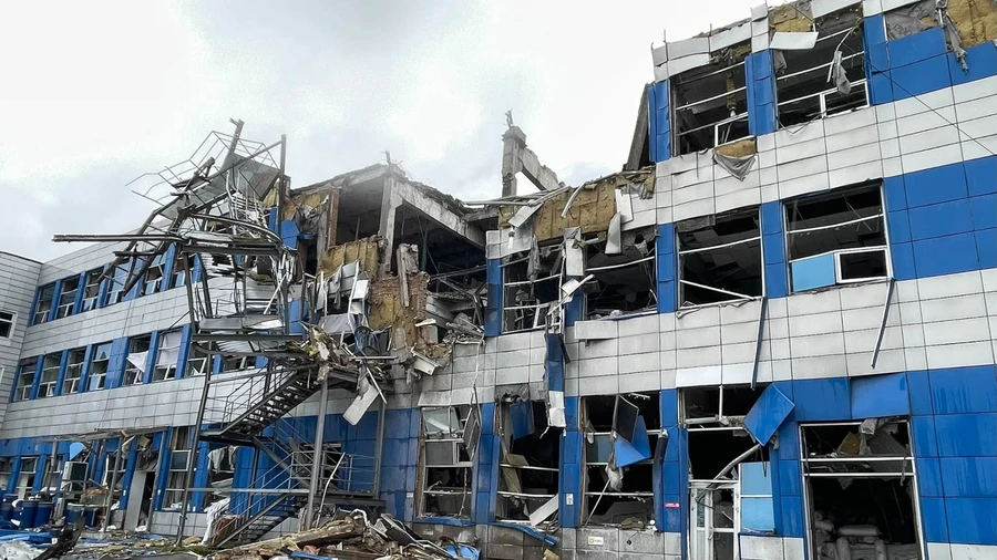 Russian missile destroys textile factory in Kyiv