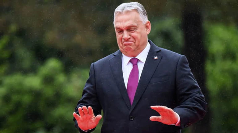 Брехня для атаки на Україну. Як у Орбана створили фейк про заборону партії угорців Закарпаття