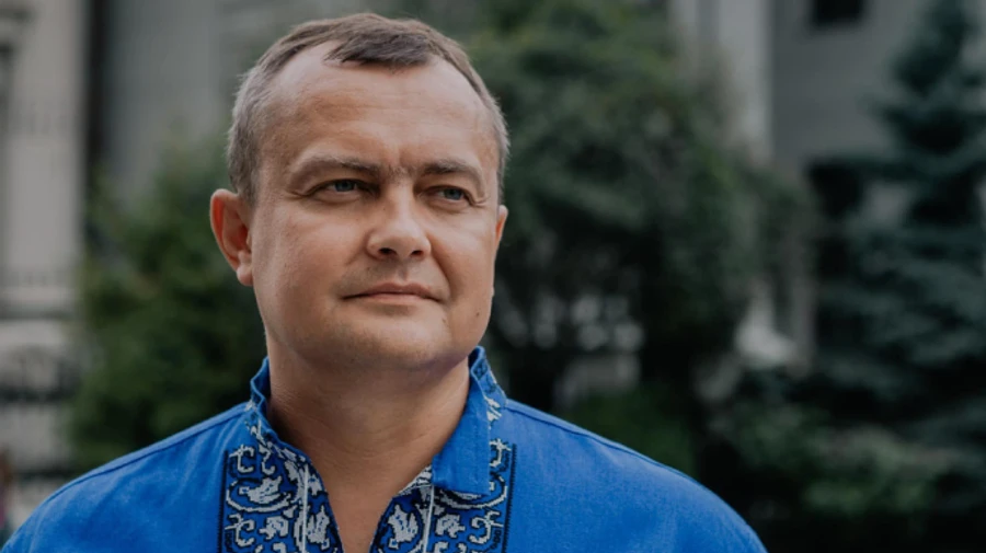 У Слузі народу відреагували на вояж Арістова: якщо Мальдіви підтвердяться, попросять з Ради