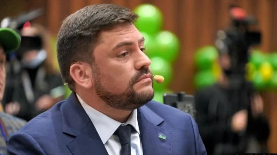 Депутат-слуга Трубіцин виїхав з України завдяки листу від Буданова – Схеми