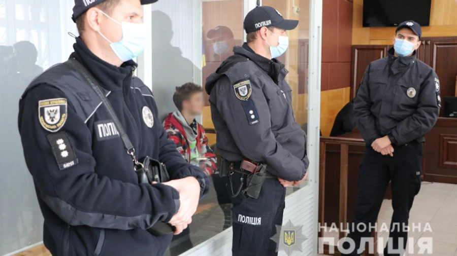 Суд арестовал всех подозреваемых в убийстве полицейского в Чернигове