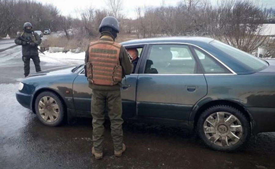 Військові затримали бойовика на Луганщині