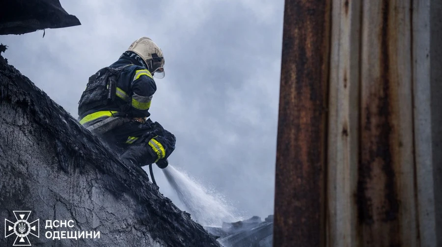 На Одещині російський БпЛА влучив у будинок, також пошкоджено енергооб’єкт